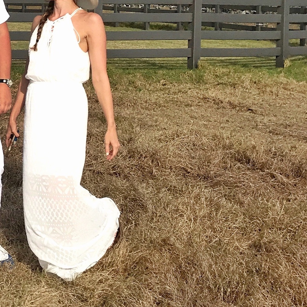 Betsey Johnson White Halter Long Maxi Dress Size 2